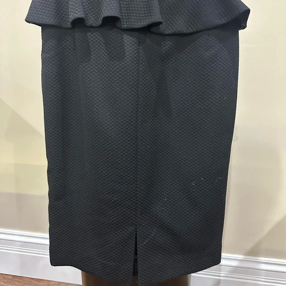 Elegant Ted Baker Black Peplum Suit & Dress - Picture 4 of 9